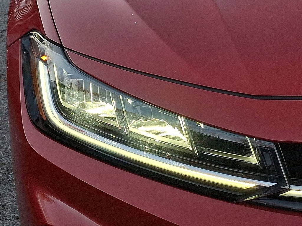 Used 2025 Volkswagen Jetta GLI Autobahn image 9