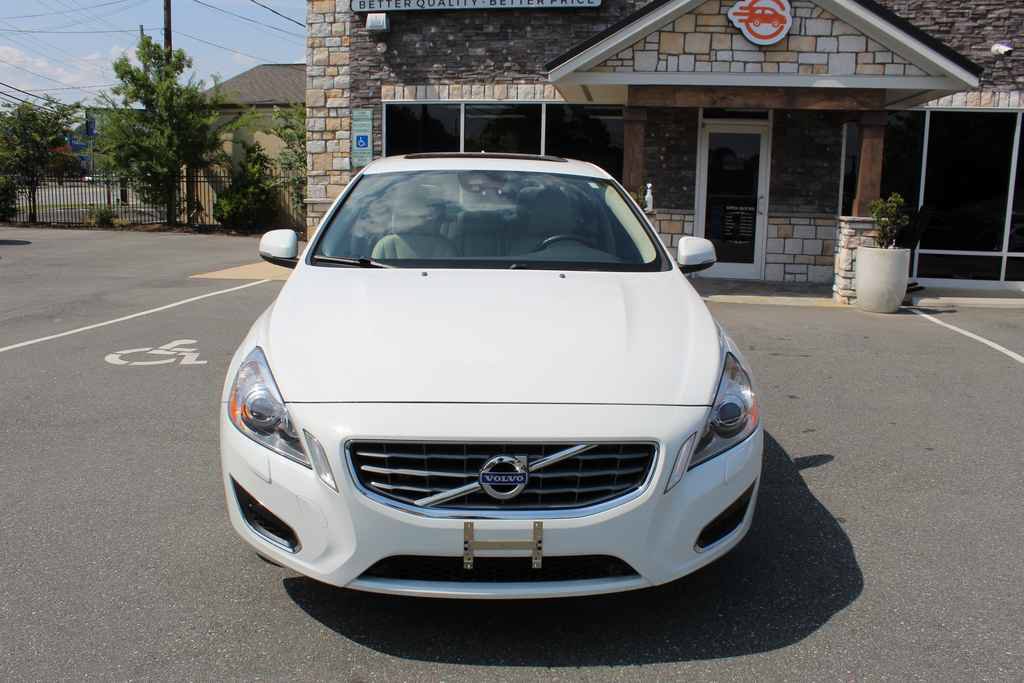 Used 2013 Volvo S60 T6 AWD/4WD image 2