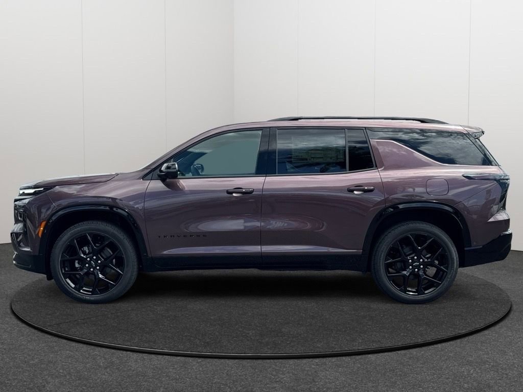 New 2026 Chevrolet Traverse RS w/ LPO, Floor Liner Package image 2
