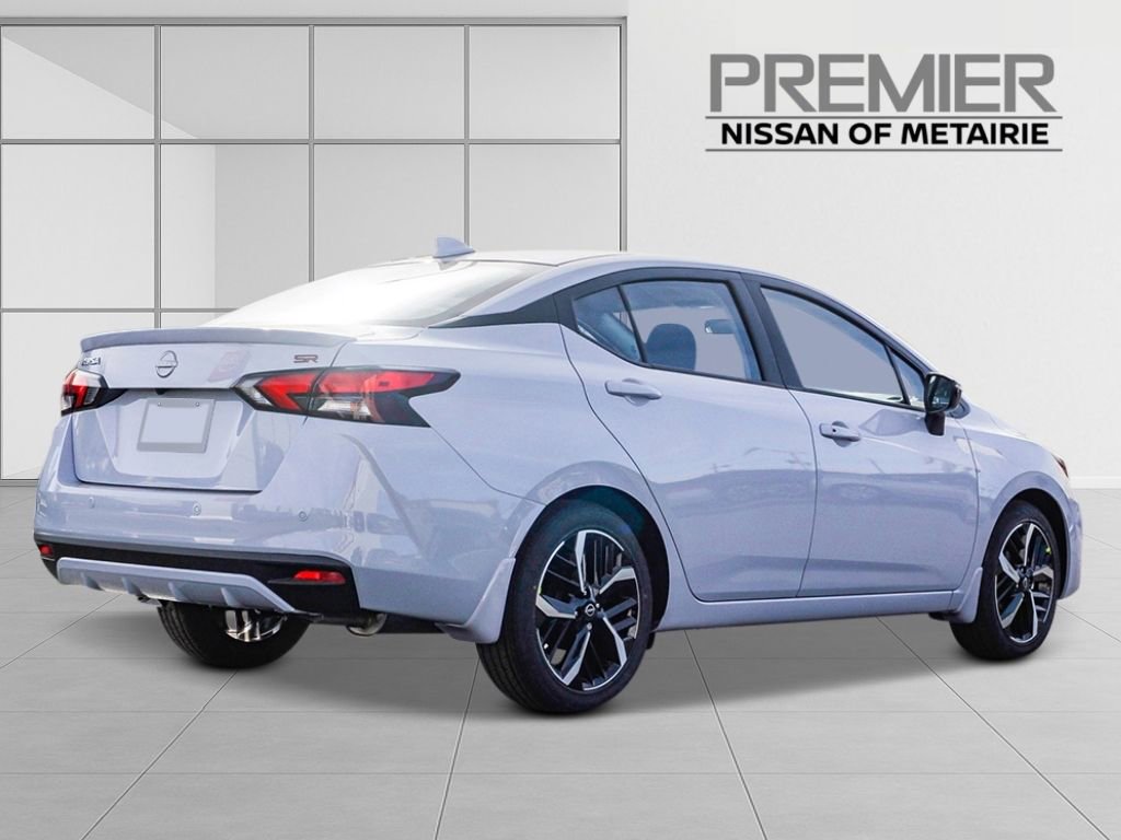 New 2025 Nissan Versa SR w/ Trunk Package image 4