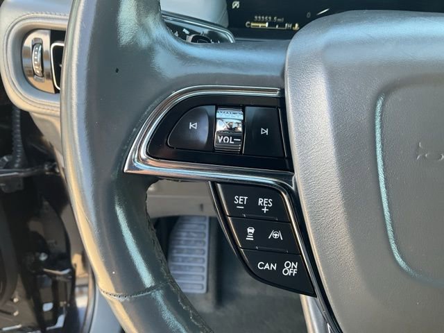 Used 2022 Lincoln Nautilus Reserve w/ Equipment Group 202A image 10