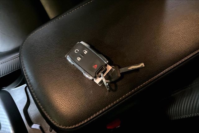 Used 2021 GMC Canyon AT4 w/ Driver Alert Package image 30