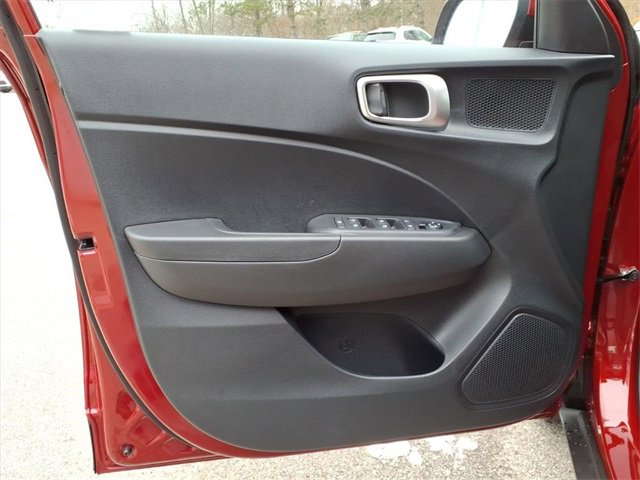 New 2026 Hyundai Venue SE image 9