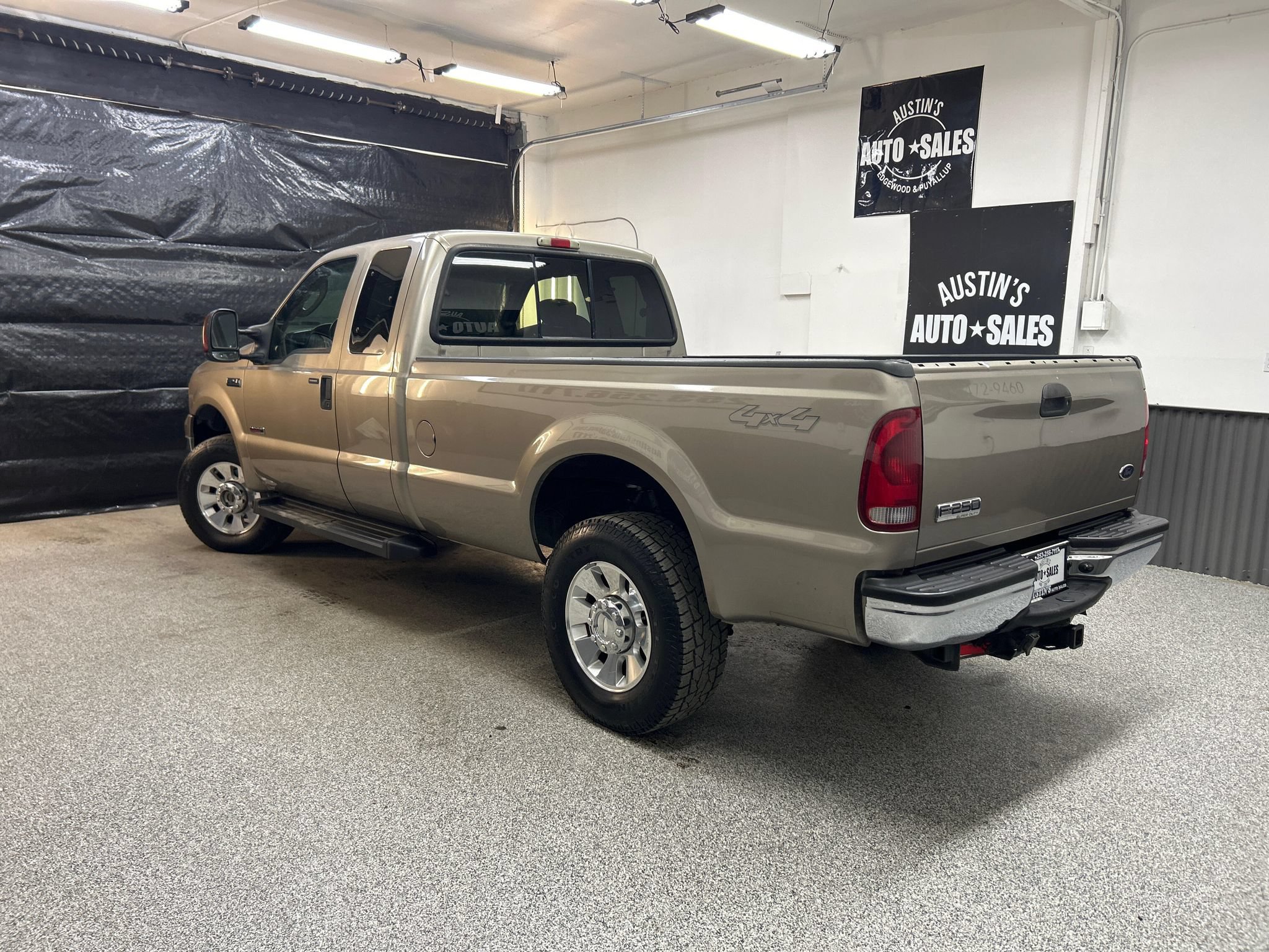 Used 2006 Ford F250 XLT AWD/4WD image 4