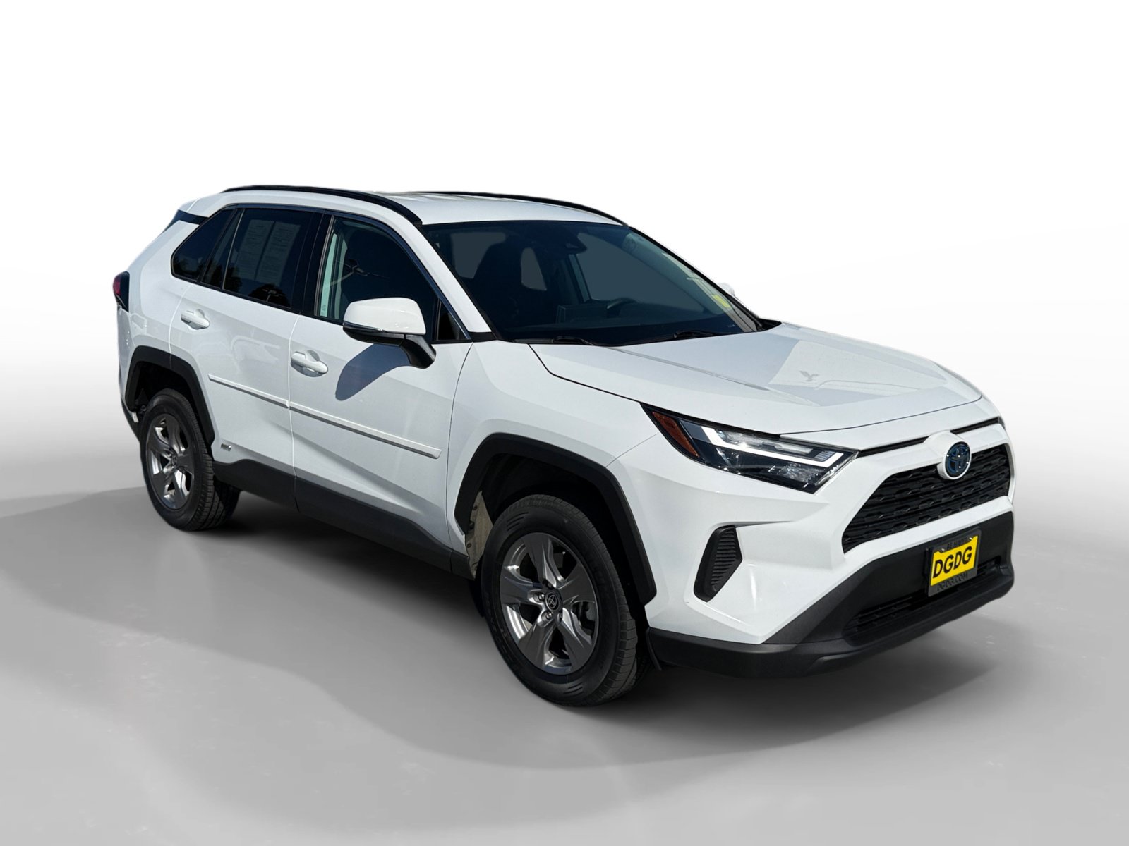 Used 2024 Toyota RAV4 LE AWD/4WD image 7