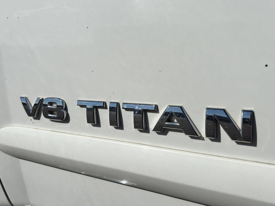 Used 2010 Nissan Titan PRO-4X AWD/4WD image 18