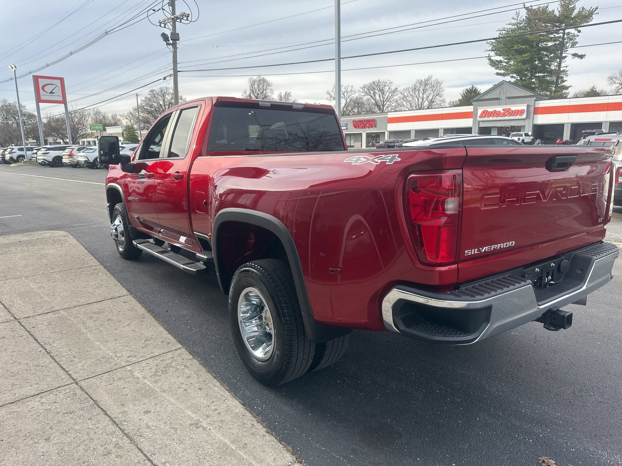 Used 2024 Chevrolet Silverado 3500 LT w/ Convenience Package AWD/4WD image 6