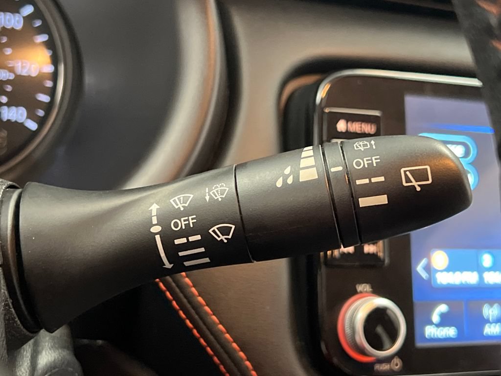 Used 2024 Nissan Kicks SR FWD image 39