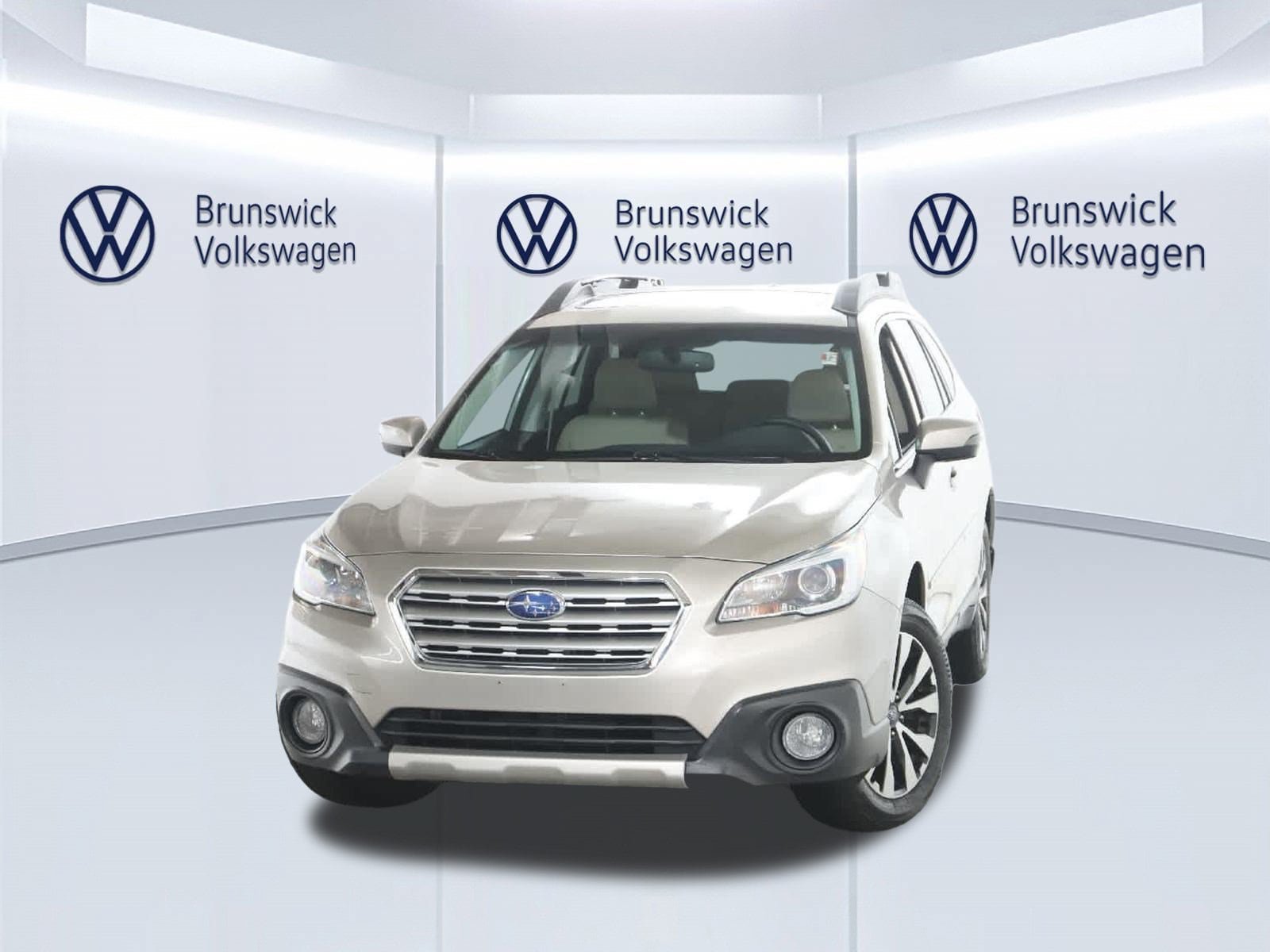 Used 2016 Subaru Outback 2.5i Limited AWD/4WD image 3