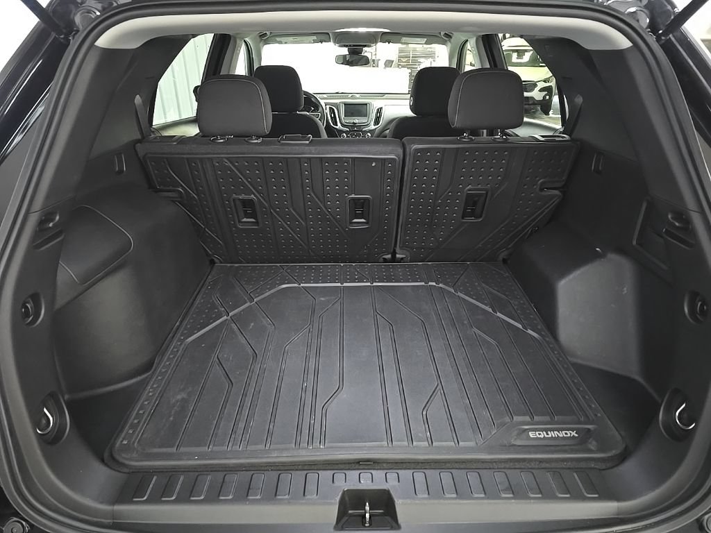 Used 2021 Chevrolet Equinox LT w/ LPO, Floor Liner Package AWD/4WD image 11