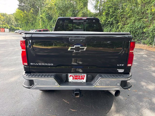 Used 2024 Chevrolet Silverado 2500 LTZ w/ LTZ Premium Package AWD/4WD image 4
