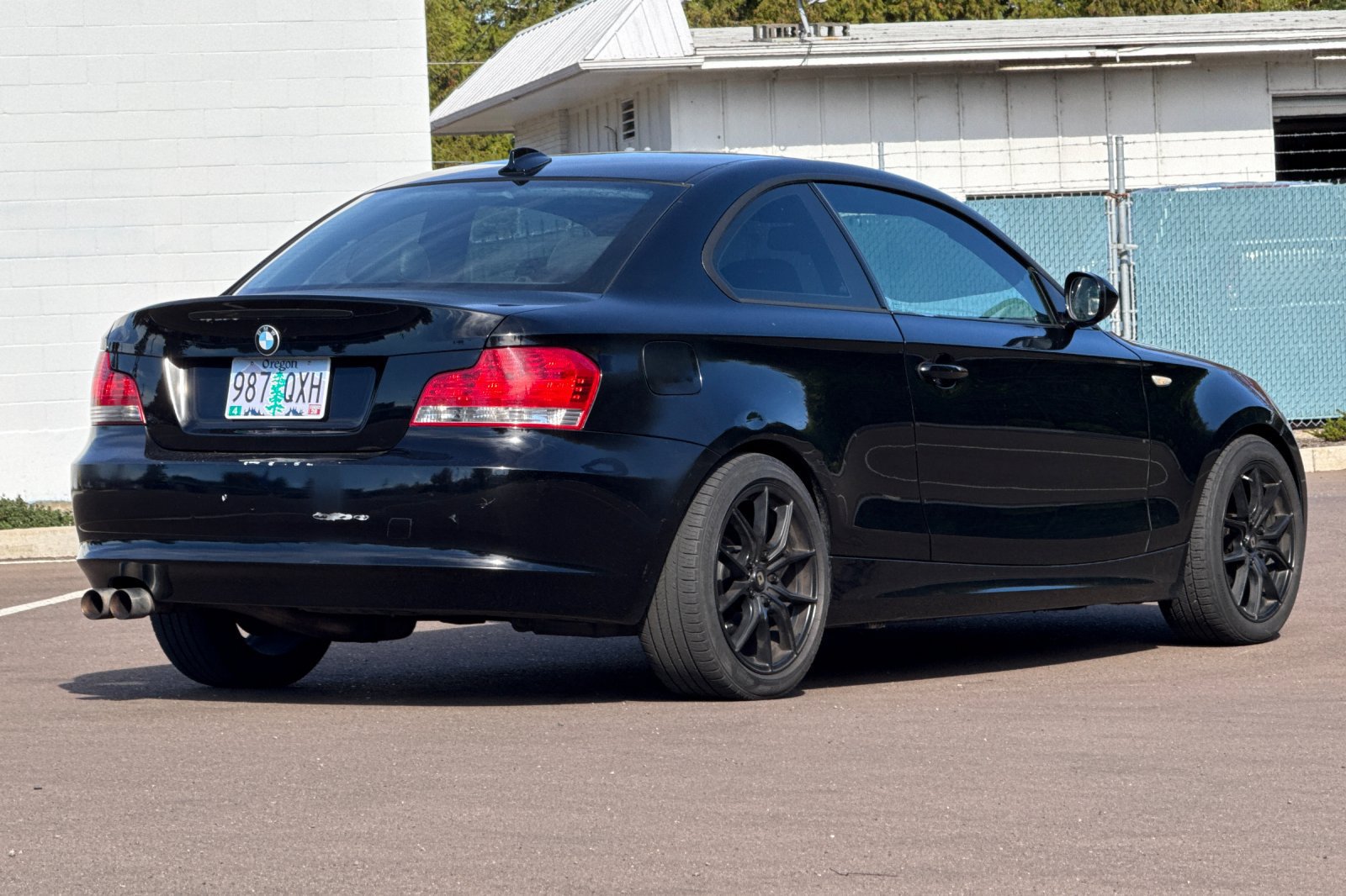 Used 2011 BMW 128i Coupe RWD image 4