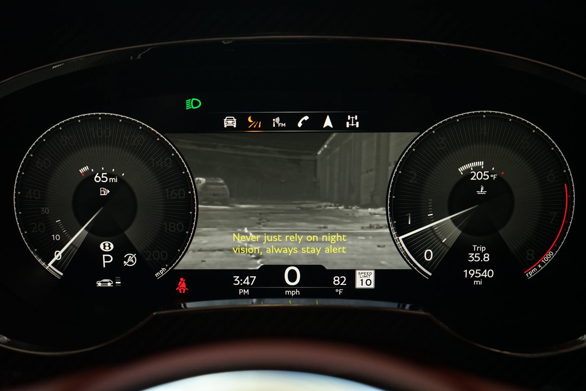 Used 2021 Bentley Bentayga Speed AWD/4WD image 17
