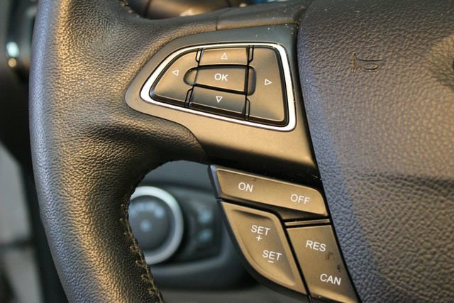 Used 2019 Ford Escape Titanium w/ U9j03 - Titanium Tow Package image 21