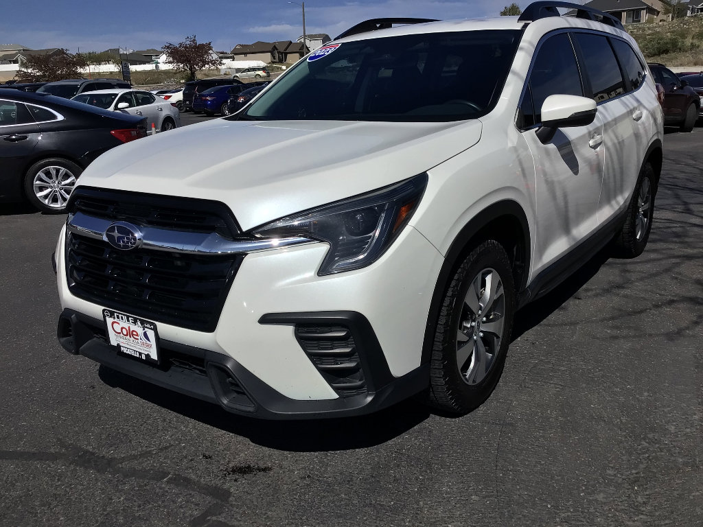 Used 2023 Subaru Ascent Premium w/ Convenience Package AWD/4WD image 2