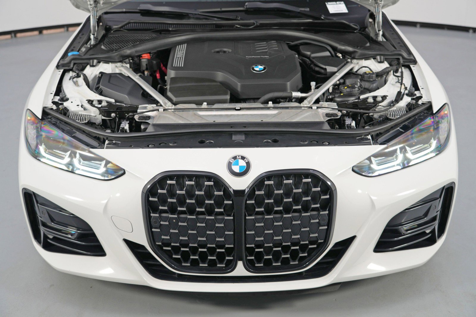 Used 2023 BMW 430i xDrive Coupe w/ M Sport Package AWD/4WD image 8