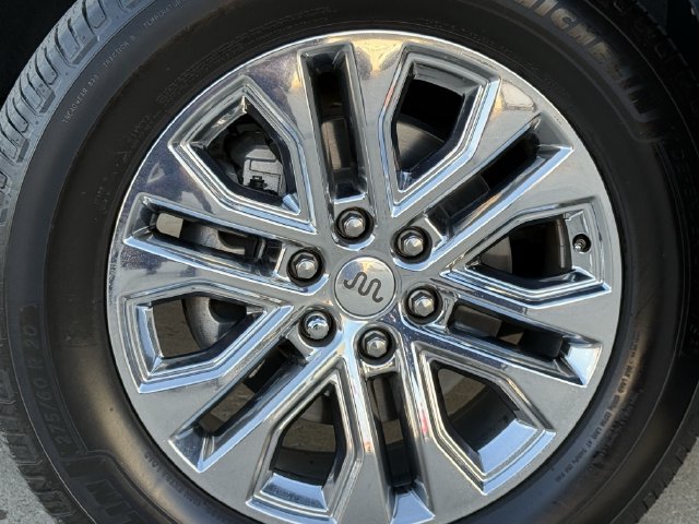 Used 2024 Ford F150 King Ranch w/ FX4 Off-Road Package AWD/4WD image 8