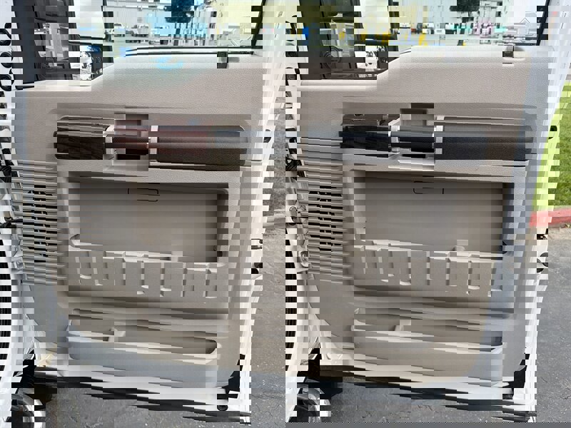 Used 2008 Ford F350 Lariat image 38