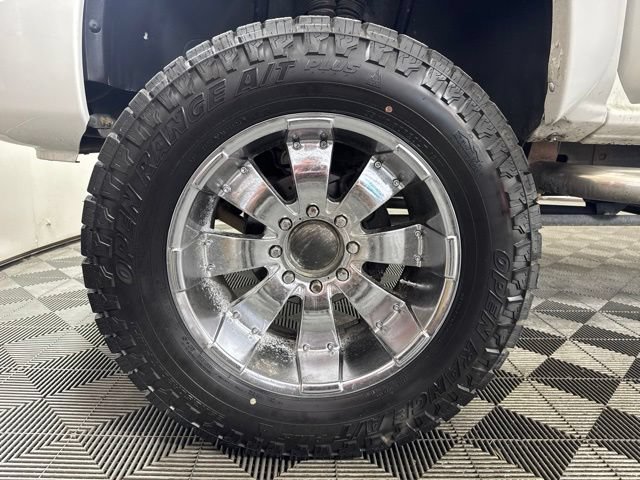 Used 2006 GMC Sierra 2500 SLE w/ Heavy-Duty Power Package AWD/4WD image 10