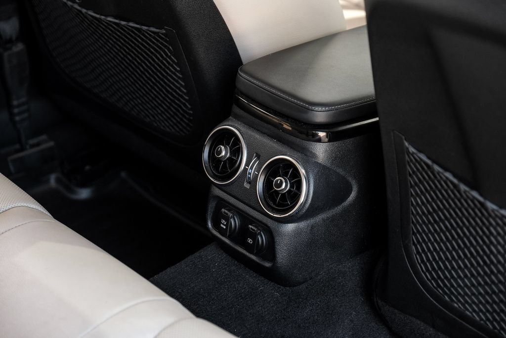 Used 2019 Kia Stinger w/ Sun & Sound Package RWD image 41