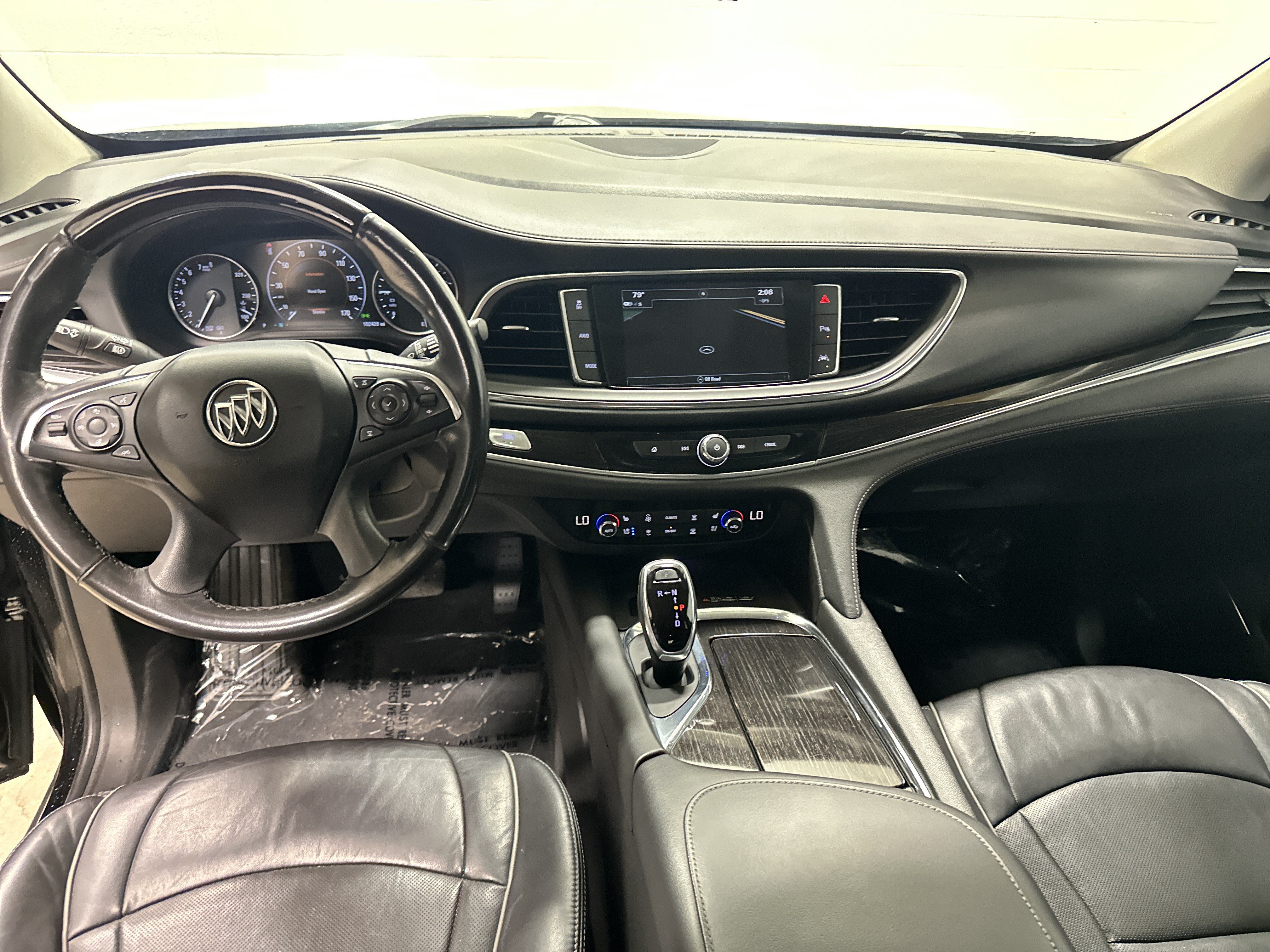 Used 2019 Buick Enclave Avenir w/ Avenir Technology Package AWD/4WD image 29