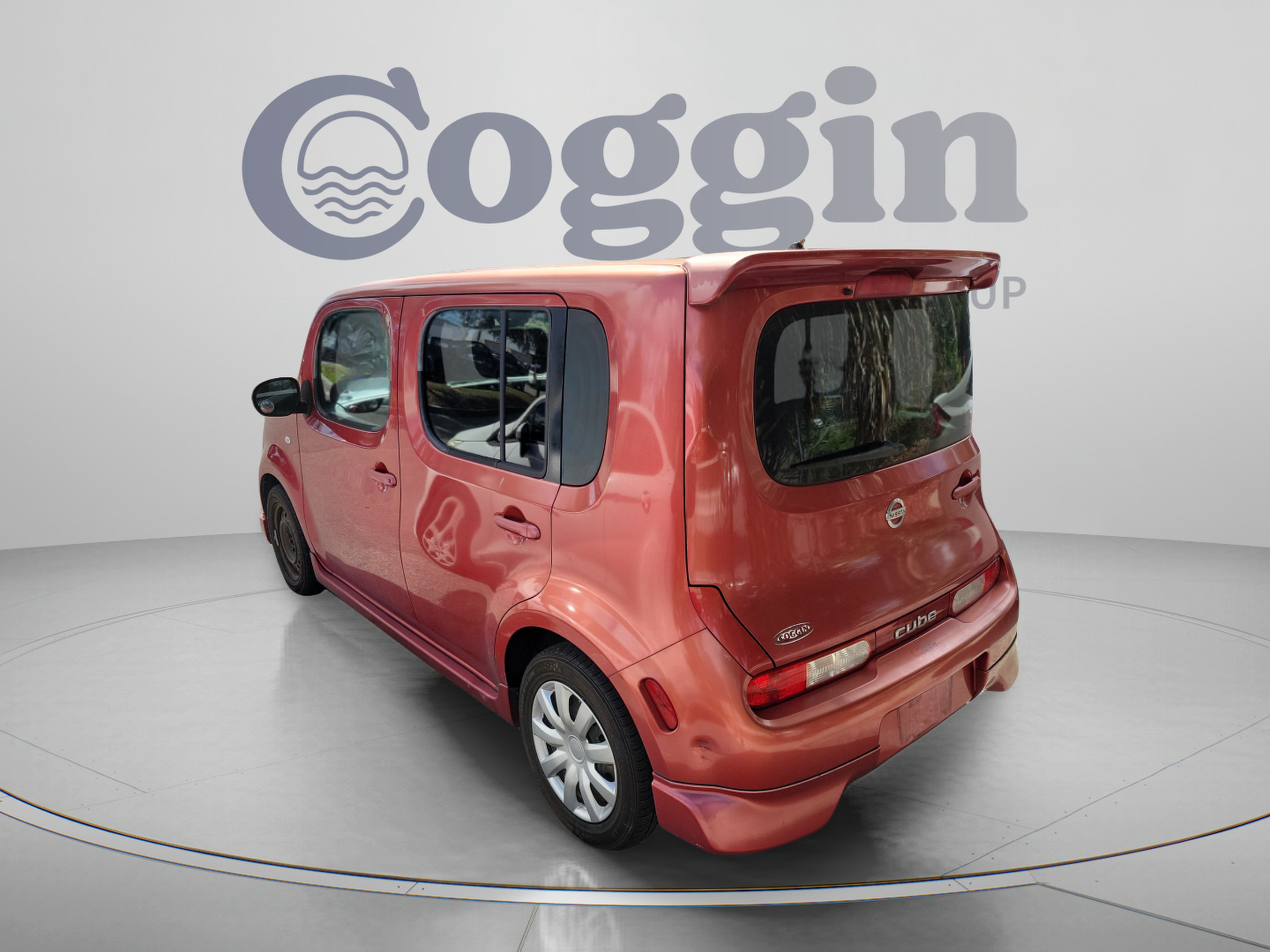 Used 2009 Nissan Cube 1.8 S w/ Ginormous Pkg FWD image 2