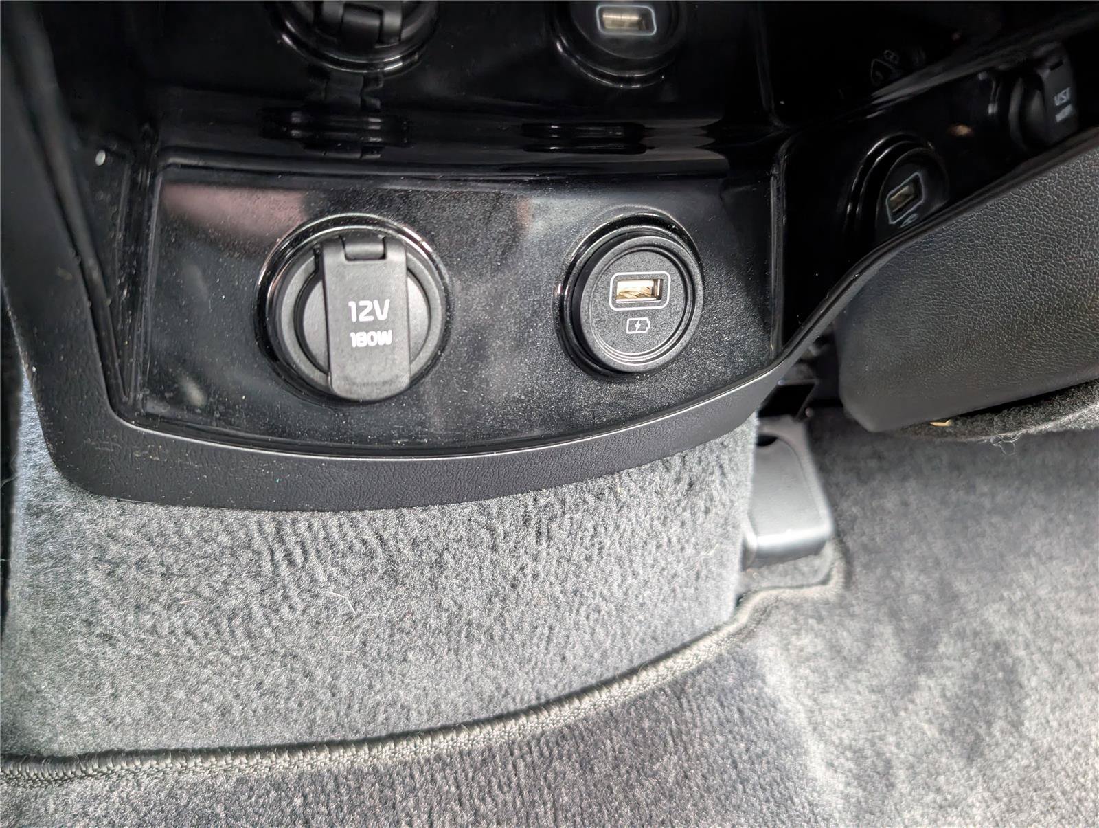 Used 2022 Kia Sorento SX Prestige AWD/4WD image 18