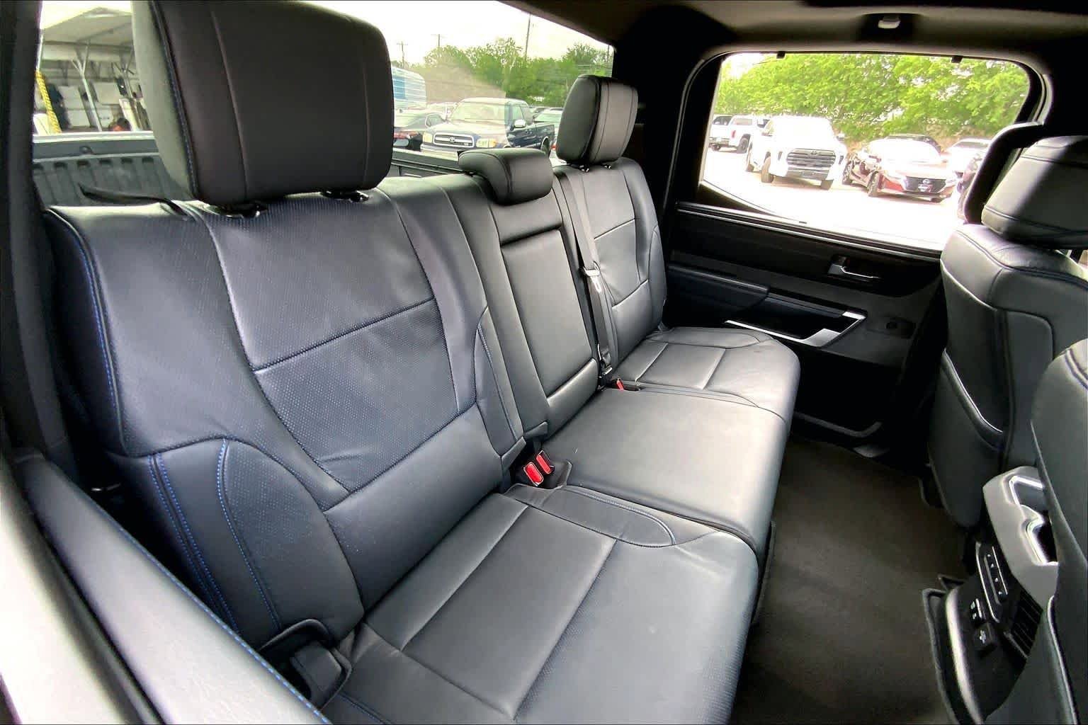 Used 2025 Toyota Tundra Platinum AWD/4WD image 20