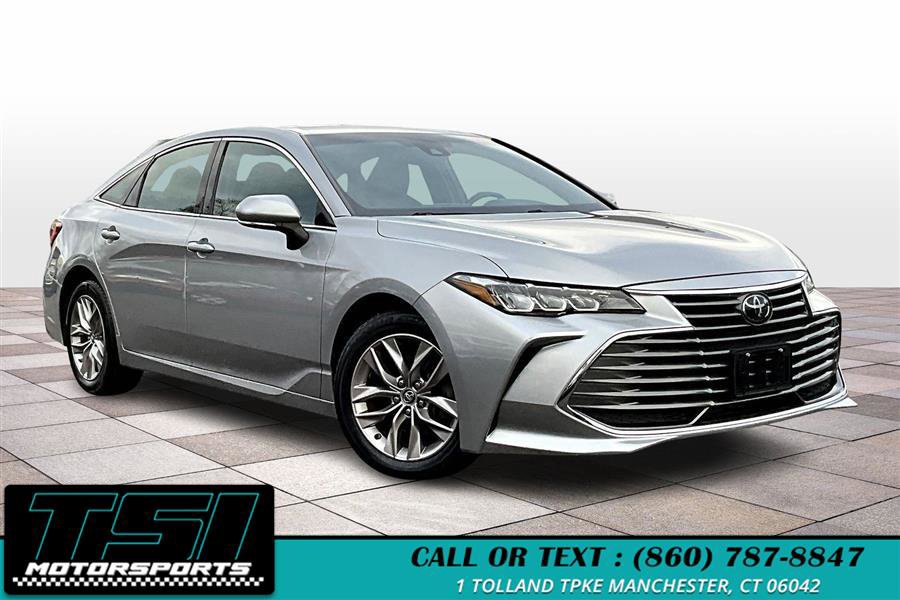 Used 2019 Toyota Avalon XLE FWD image 12