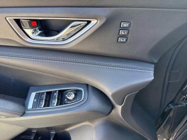 Used 2023 Subaru Ascent Limited image 12