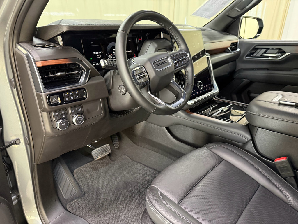 Certified 2025 GMC Yukon Denali AWD/4WD image 33