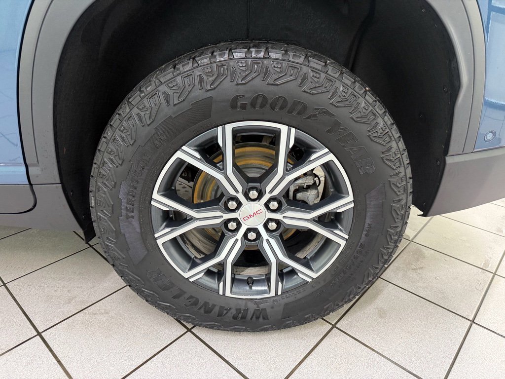 Certified 2024 GMC Acadia AT4 w/ Super Cruise Package image 14