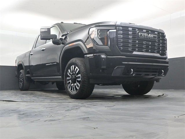 Used 2024 GMC Sierra 3500 Denali Ultimate image 44