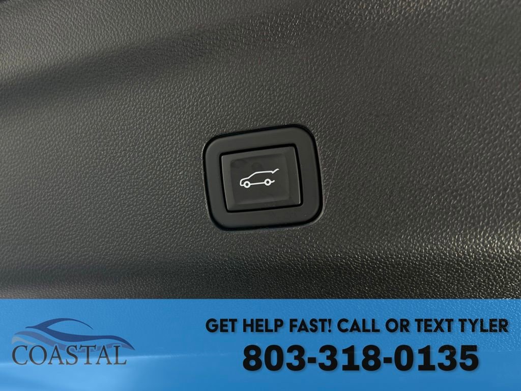 Used 2024 Chevrolet Tahoe Z71 w/ Luxury Package image 26