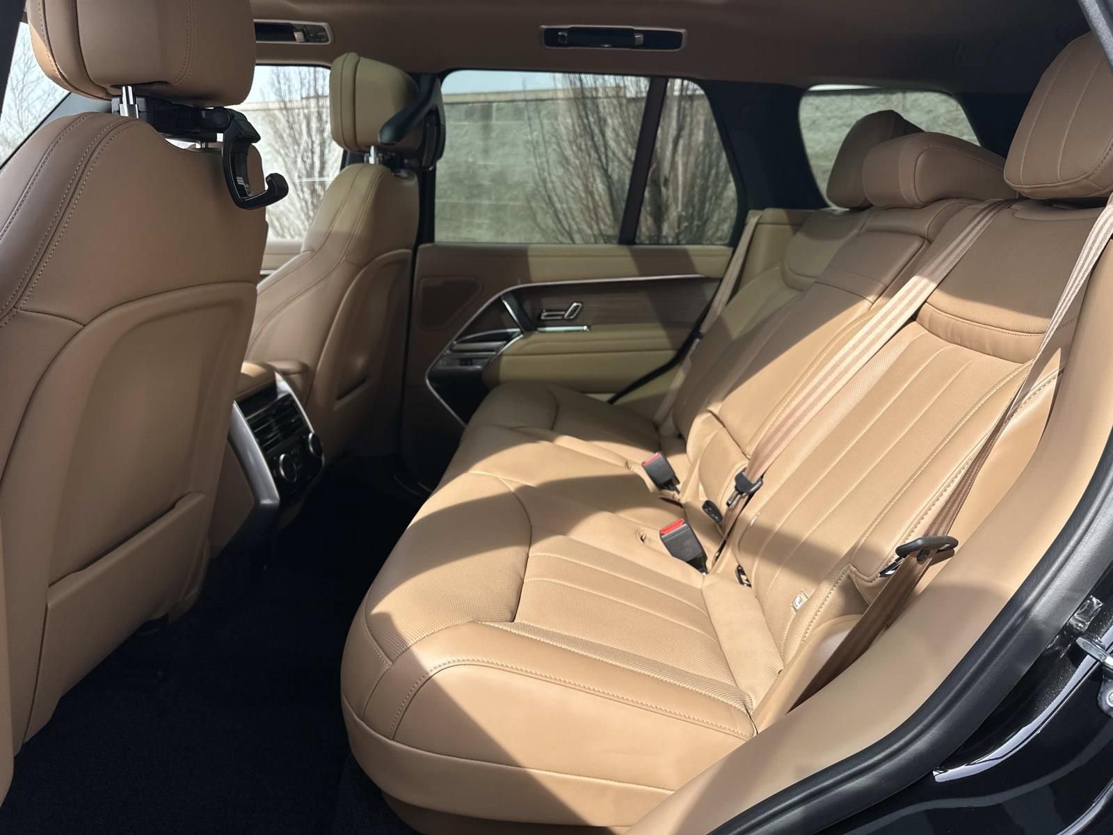 New 2026 Land Rover Range Rover SE image 19