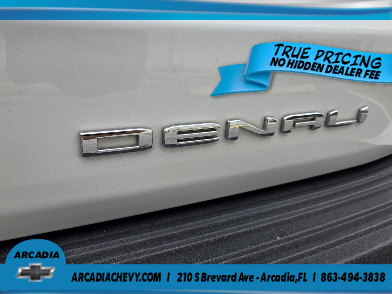 Used 2023 GMC Yukon XL Denali w/ Max Trailering Package AWD/4WD image 16