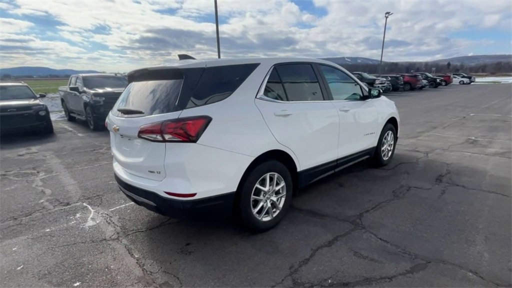 Certified 2024 Chevrolet Equinox LT image 8