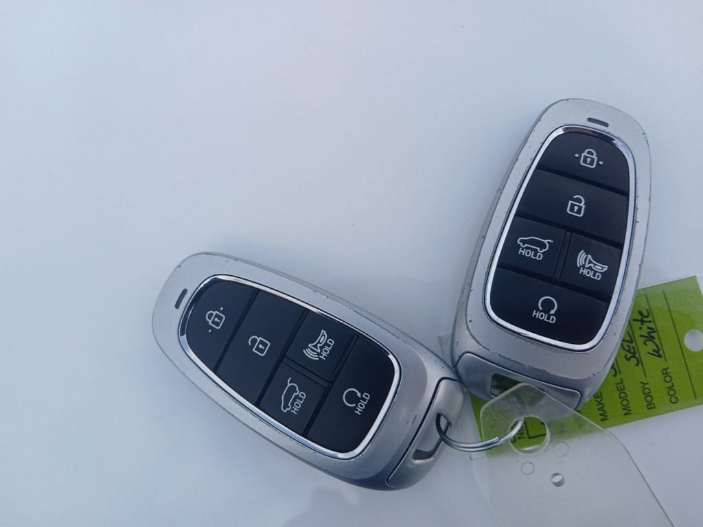Used 2021 Hyundai Santa Fe SEL w/ Convenience Package FWD image 6