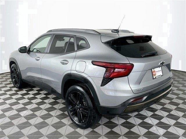 Certified 2024 Chevrolet Trax ACTIV w/ Driver Confidence Package FWD image 6