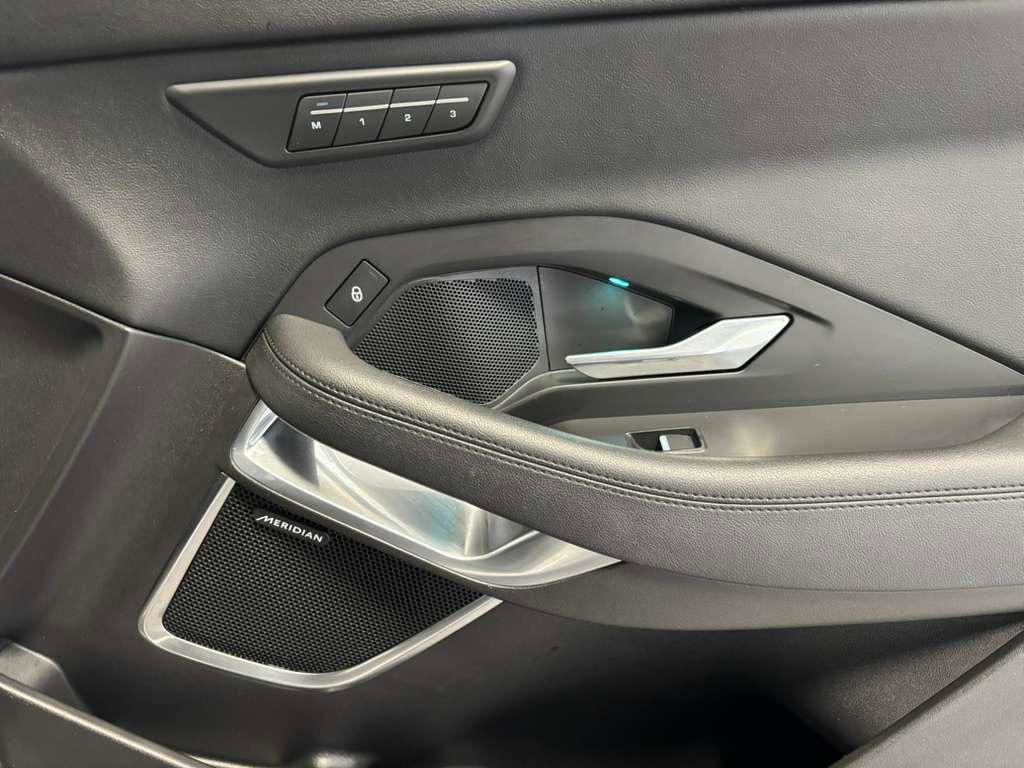Used 2019 Jaguar E-PACE S AWD/4WD image 23