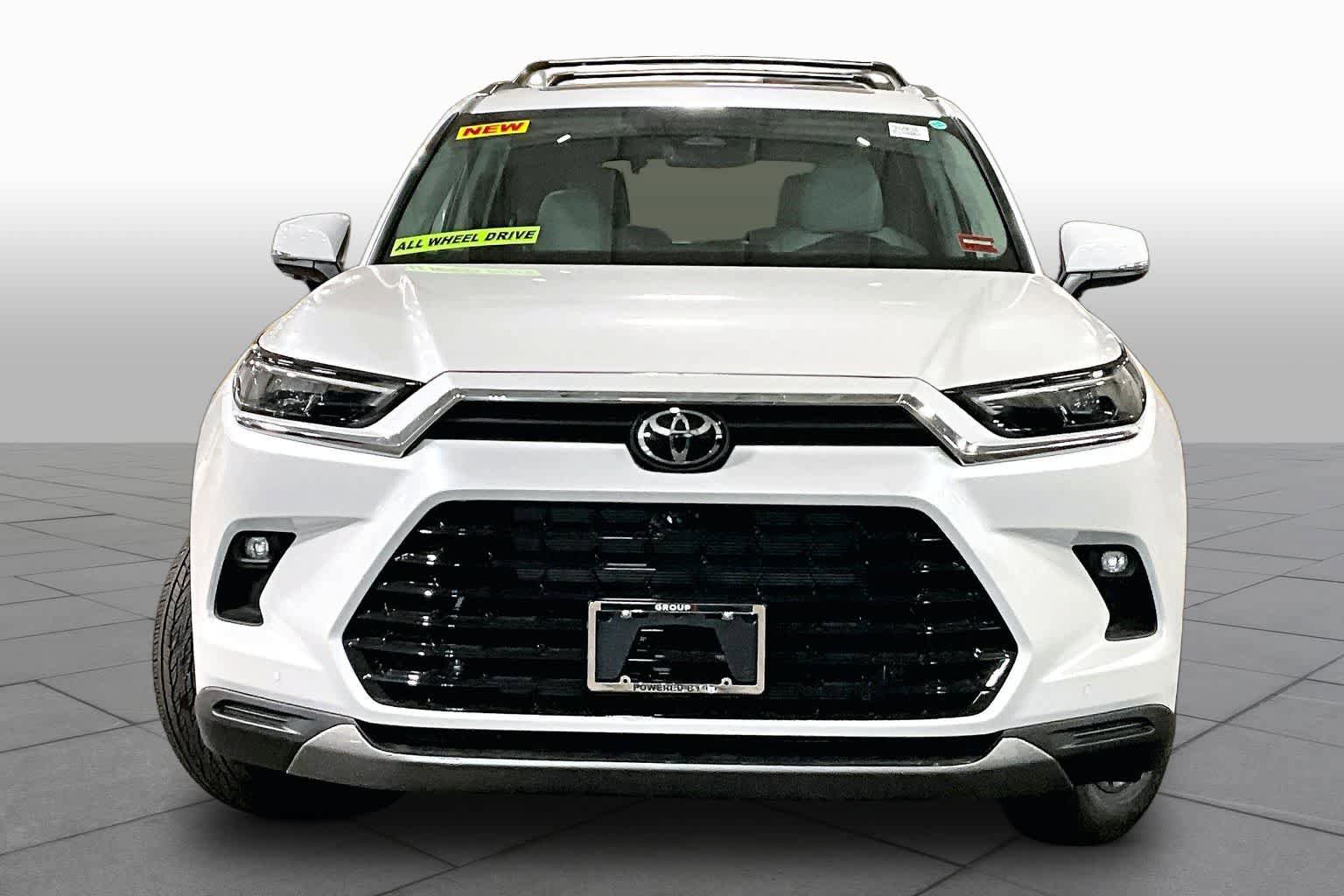 New 2026 Toyota Grand Highlander AWD image 3