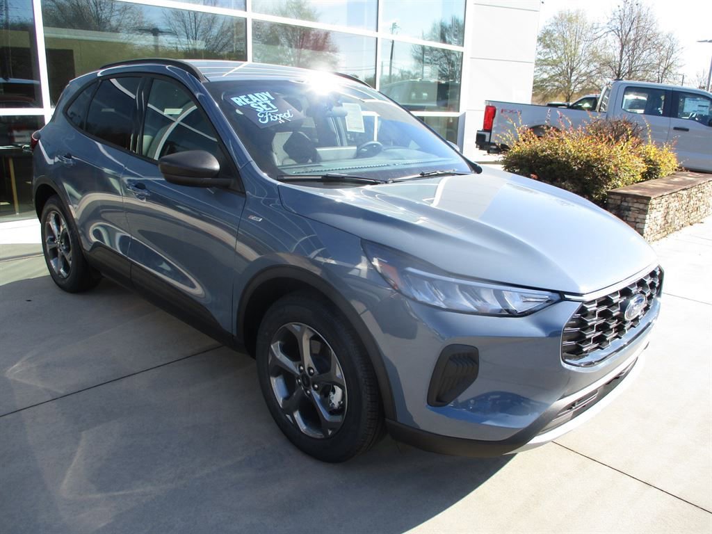 New 2026 Ford Escape ST-Line w/ Tech Pack #1 image 2