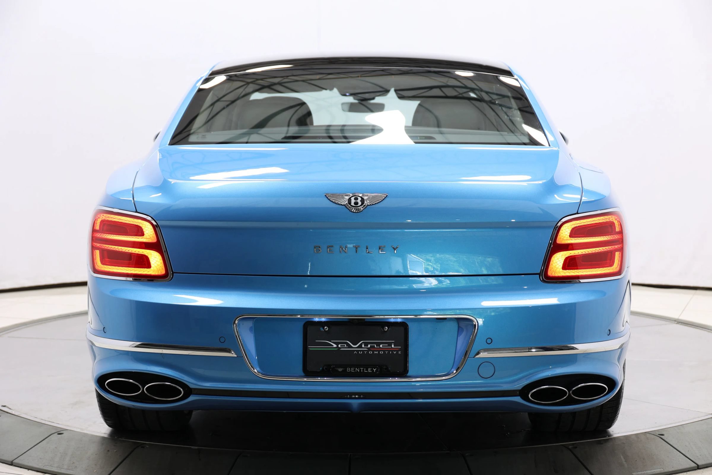 Used 2022 Bentley Flying Spur V8 AWD/4WD image 93