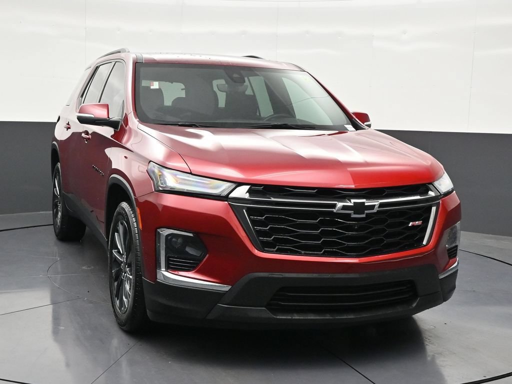 Used 2023 Chevrolet Traverse RS FWD image 8