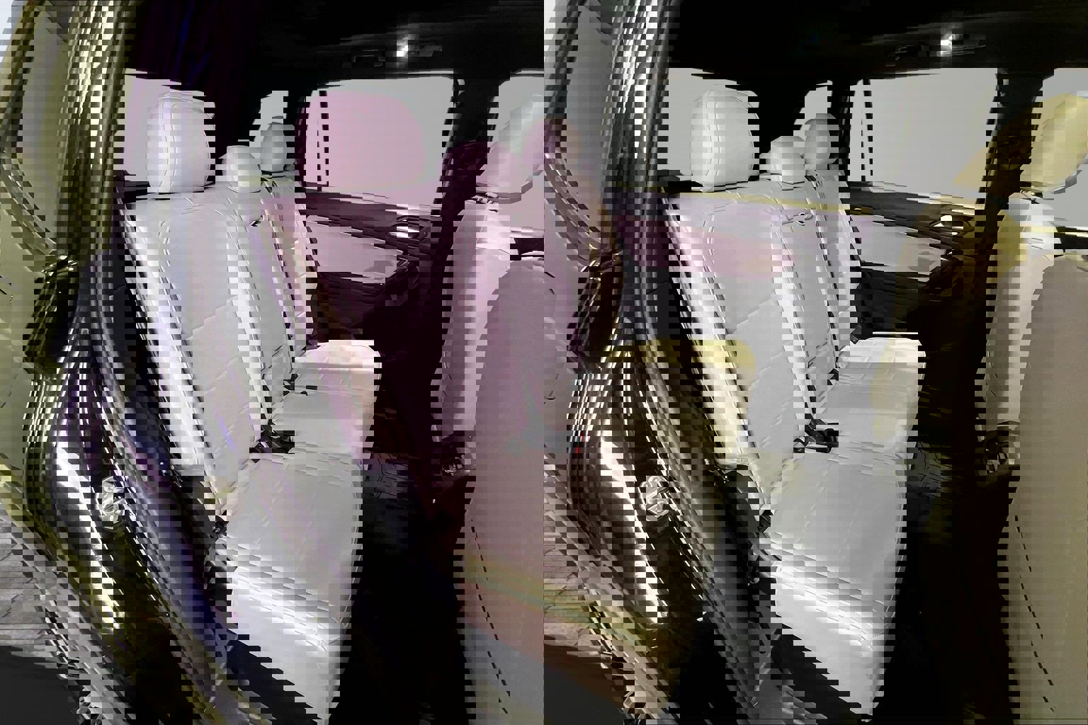 Used 2021 Volkswagen Tiguan SE R-Line image 24