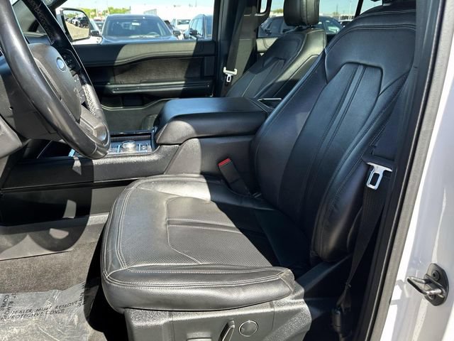 Used 2018 Ford Expedition Limited w/ Equipment Group 302A AWD/4WD image 20