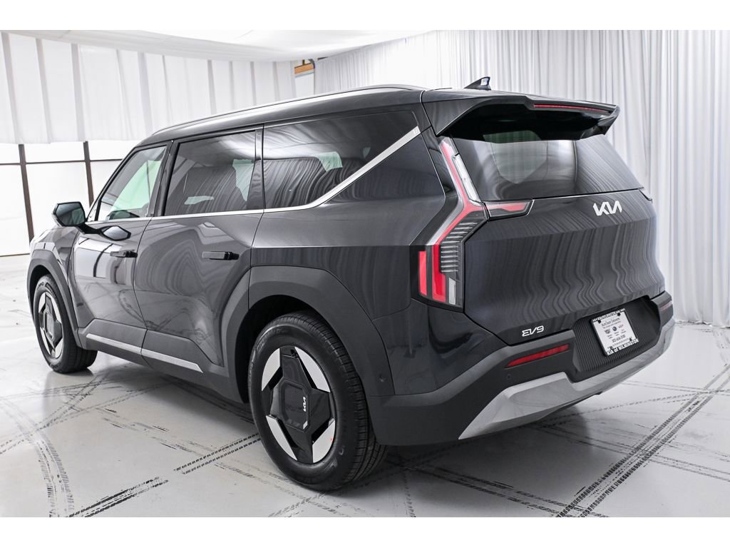New 2026 Kia EV9 Wind image 5