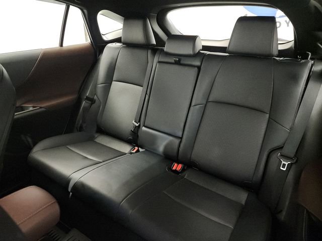 Used 2021 Toyota Venza XLE w/ Softex Package image 24