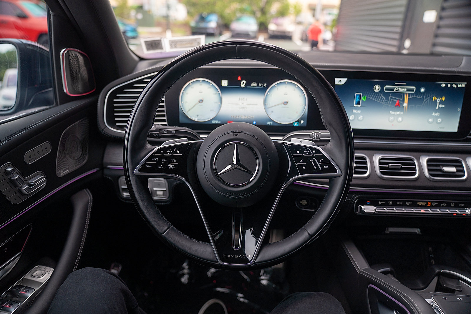 Used 2025 Mercedes-Benz Maybach GLS 600 4MATIC image 6