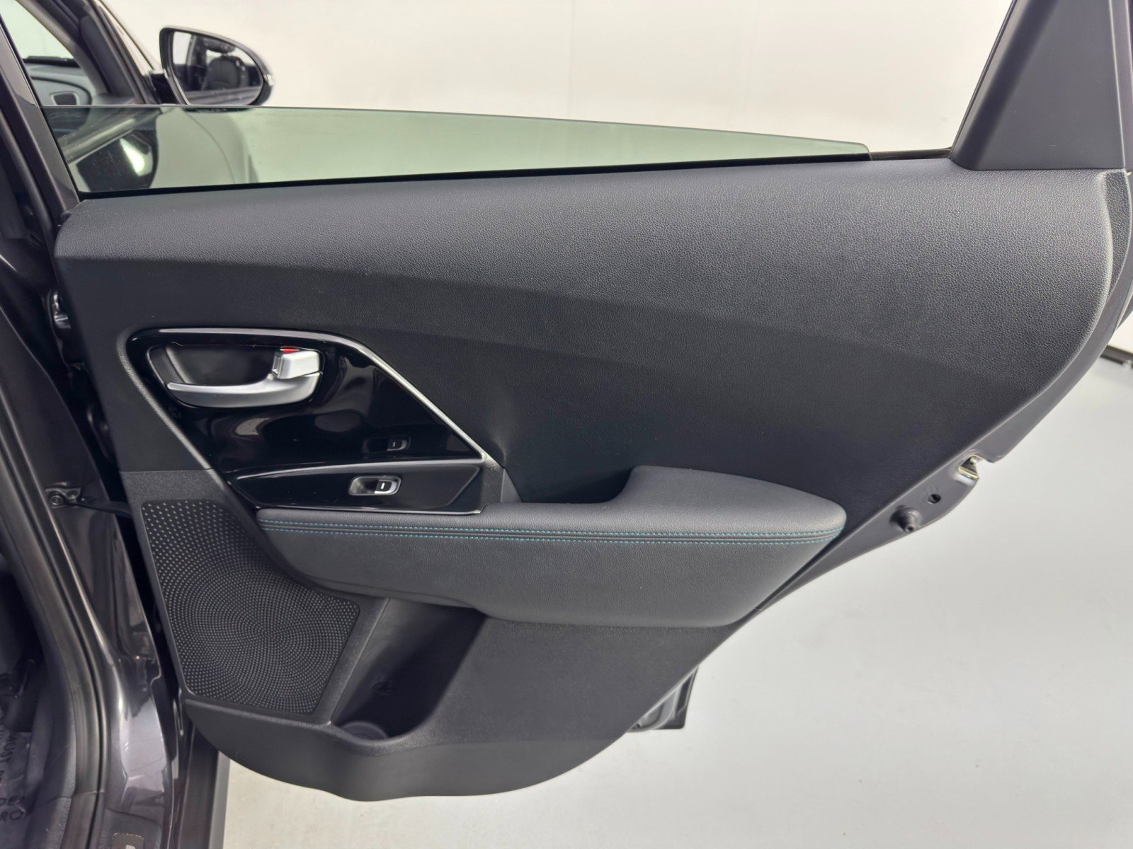 Used 2019 Kia Niro EX Premium image 41